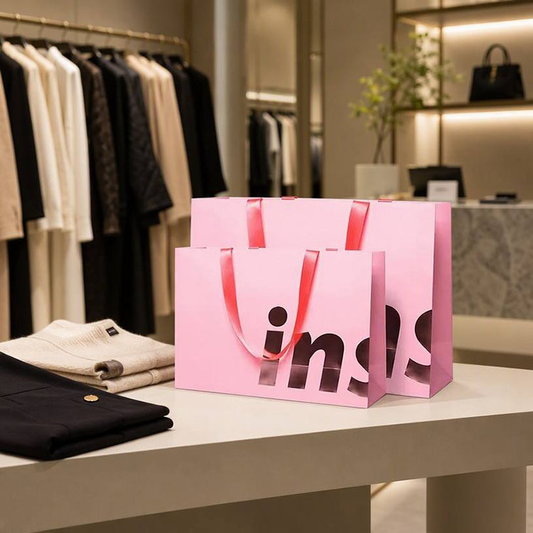 1785831987128263.jpg Luxury shopping bag with ribbon handle (2).jpg