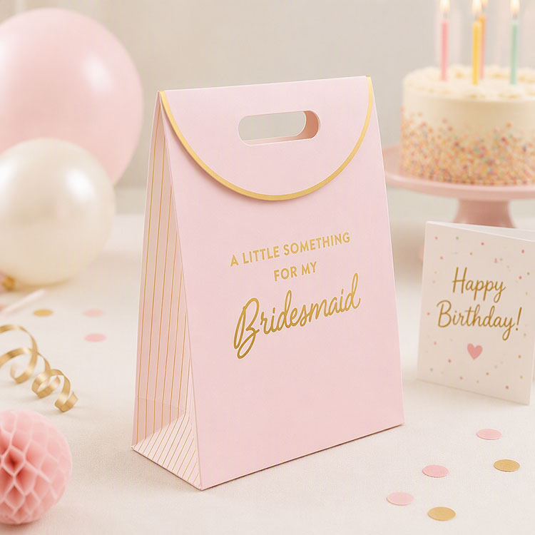 Wedding favor paper bag for jewelry and gift box.jpg Wedding favor paper bag for jewelry and gift box.jpg