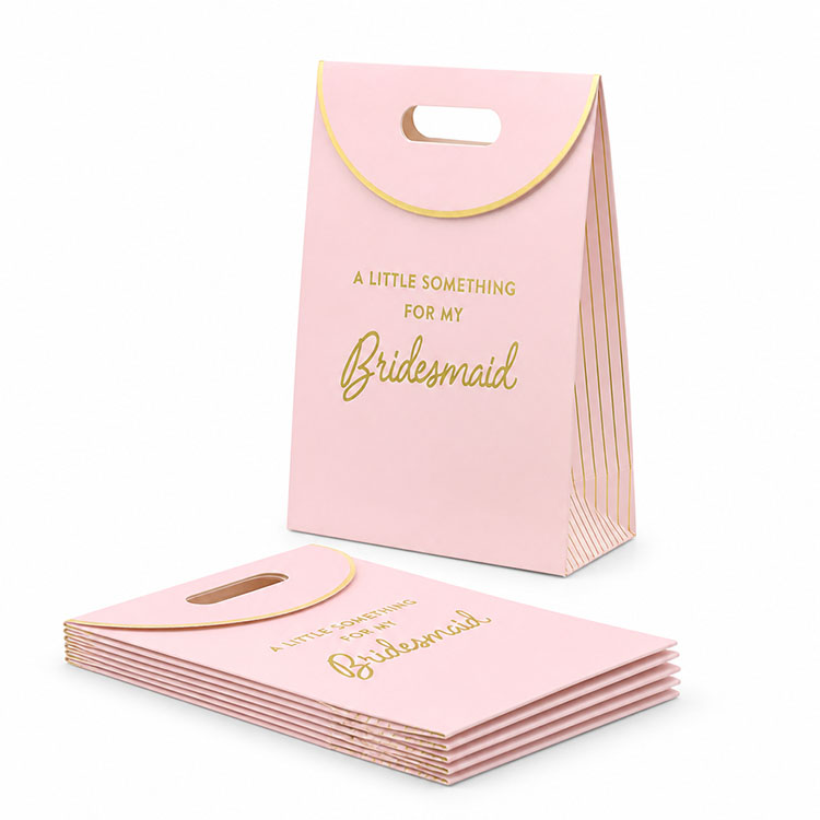 Wedding favor paper bag for jewelry and gift box.jpg Wedding favor paper bag for jewelry and gift box.jpg
